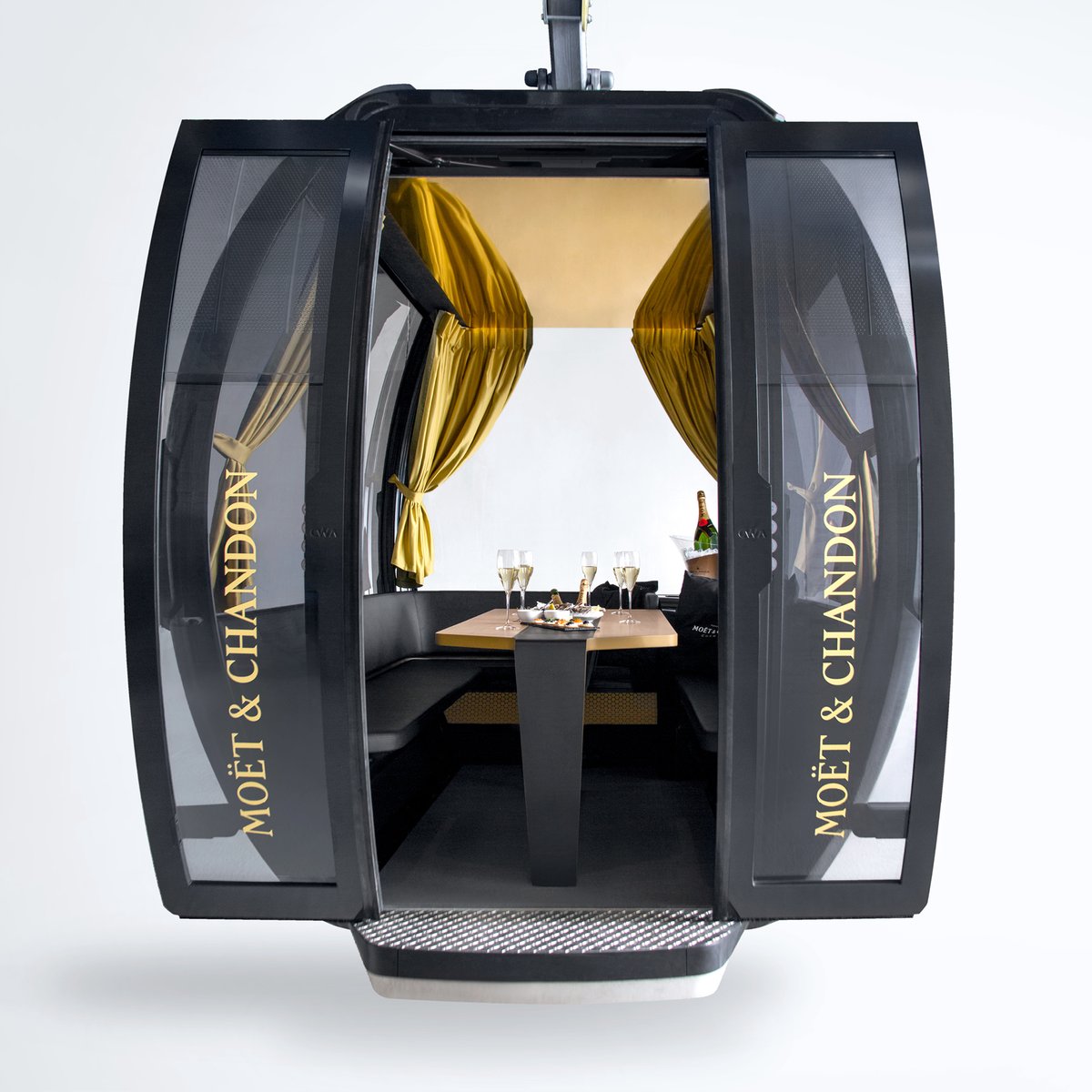 MOJA_Design's tweet photo. The Zugerberg ropeway takes you up to the #Balmalp ski hut where you can enjoy the breathtaking view from the Moët &amp; Chandon VIP terrace. The ropeway cabin taking you there was converted into a champagne-event-space

https://t.co/kHAmTqlMms
#moet #champanger @moetchandon @Moet_UK https://t.co/qLDMLGZ8FC