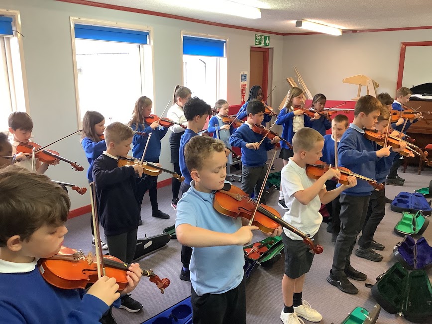 Mr Farquhar tweet media