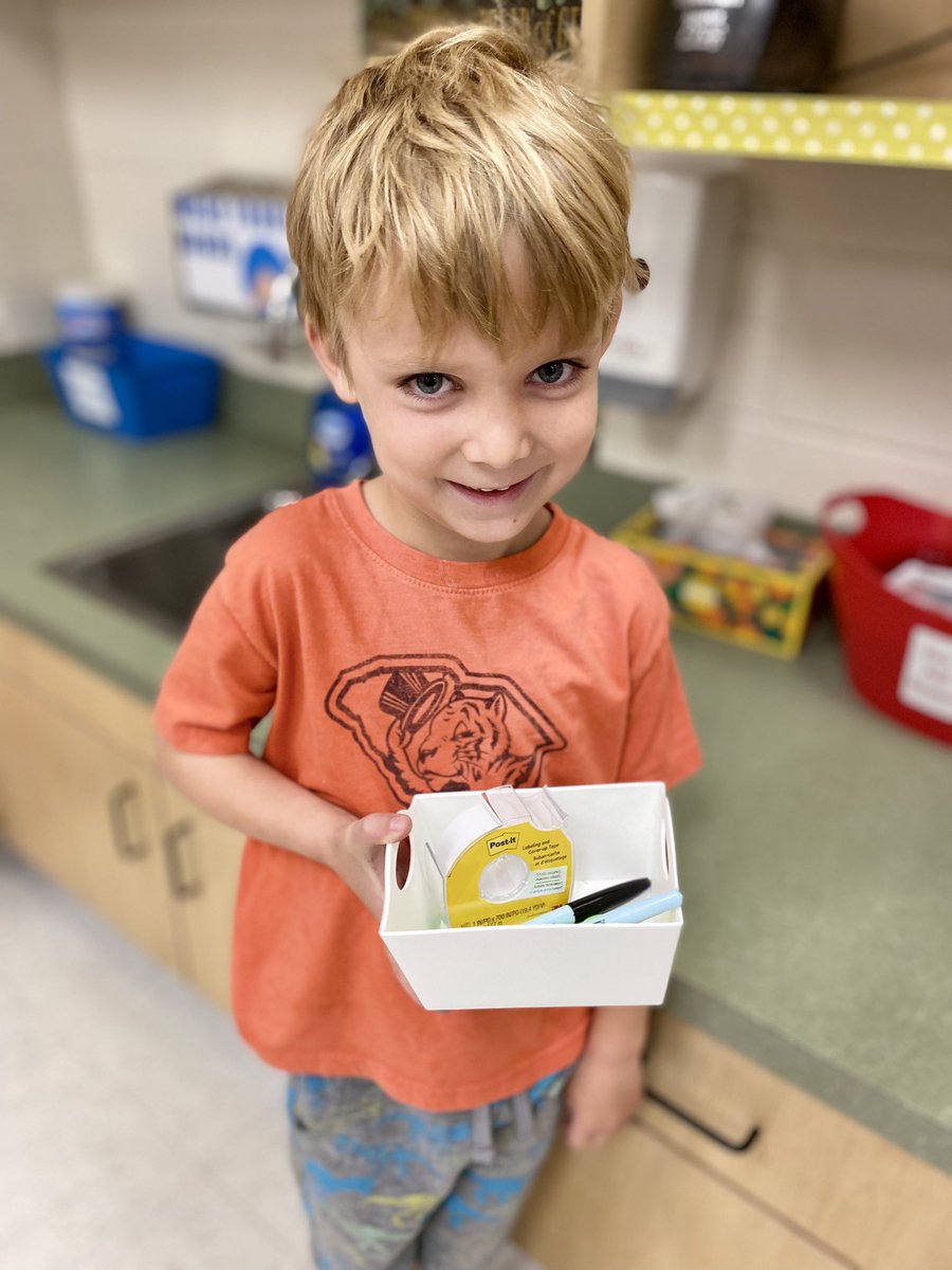 HalfacreHope's tweet photo. We’ve been working hard with helping our Ss transfer their learning in RTI/Reading Recovery to their classrooms. What is better than having your own personal toolbox to help you with reading and writing in the classroom?! My S was so excited to have these tools in his classroom! https://t.co/LEdSnTkNRo