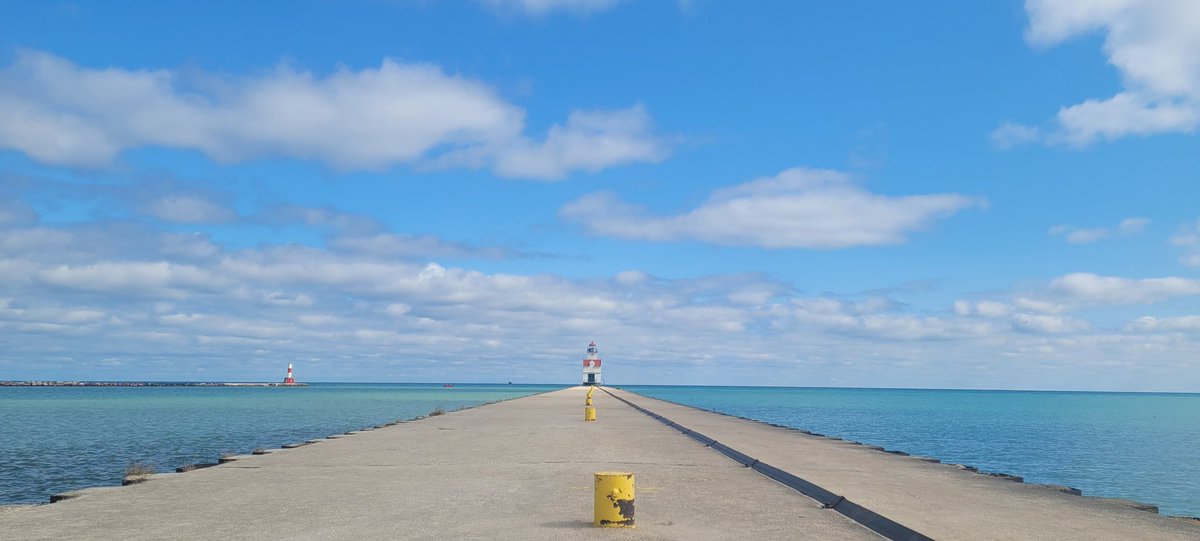 It has been a gorgeous weather week here in WI! Hiked 17+mi on the <a href="/IceAgeTrailOrg/">Ice Age Trail</a> &amp; made a short stop at the lighthouse in Kewaunee 😍😍 #wisconsinweather
<a href="/BrianNizTMJ4/">Brian Niznansky</a> <a href="/BrookeBrighton/">Brooke Brighton</a> @LindseySlaterTV <a href="/Mark_Baden/">Mark Baden</a> <a href="/Rob_Haswell/">Rob Haswell</a> <a href="/SamKuffelWx/">Meteorologist Sam Kuffel</a> <a href="/LukeSampe/">Luke Sampe</a> <a href="/Daji_aswad_wx/">Daji Aswad</a> <a href="/Tom_Wachs/">Tom Wachs</a>