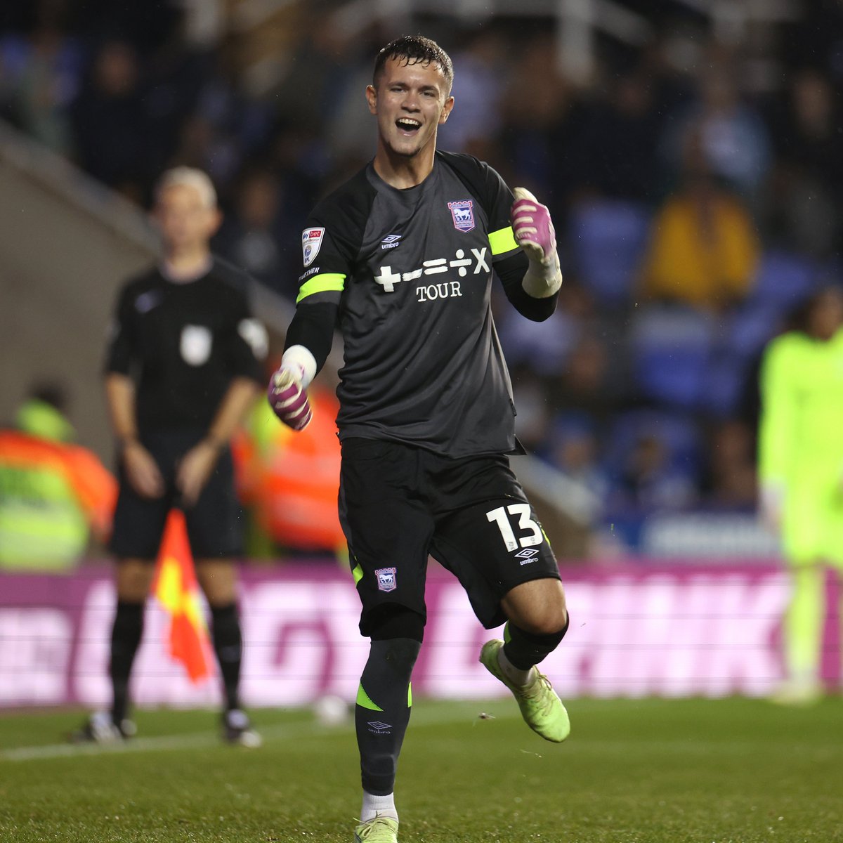 Ipswich Town tweet media