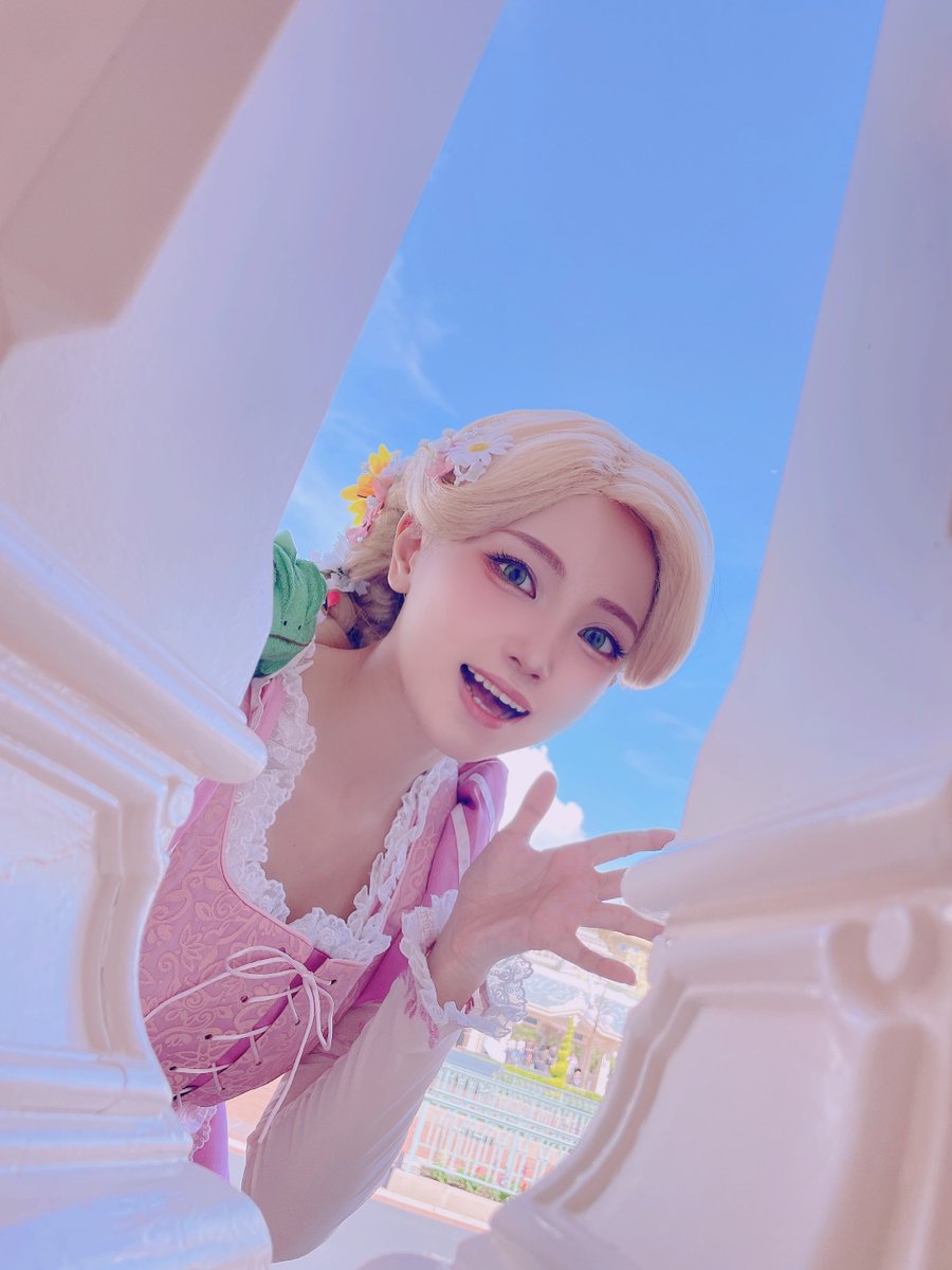 39ramoti's tweet photo. ☀️🌼ラプンツェル🌼☀️

ユージーンに撮ってもらったの💗

#Dハロ仮装2023 https://t.co/LKxUpLKYNt