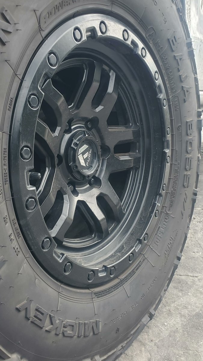 TalonsBaseCamp's tweet photo. Check out this awesome set of Fuel Off-Road rims on our ride! 🔥Pair Perfectly with the Mikey Thompsons #FuelOffRoad #Rims #Wheels #OffRoad #TruckLife #Trucks #Suspension #LiftKits #Bling #Adventure #Style #Grip #Power https://t.co/jVtDKIsHbR