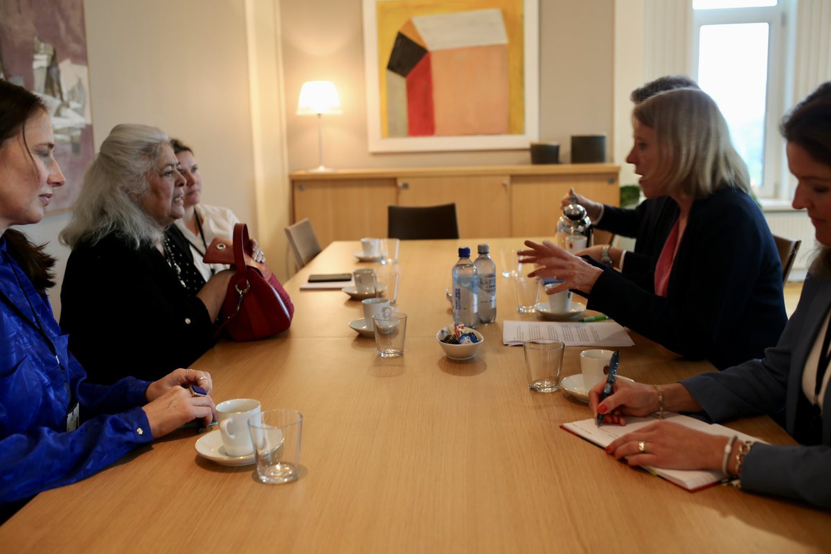 NorwayMFA's tweet photo. Thank you @SerajMahbouba for an inspiring meeting!
 
Deeply concerned by worsening situation in #Afghanistan. Exclusion of women isn’t a viable path, violating human rights.

Meaningful collaboration with all stakeholders needed for better future for Afghan people
-FM @AHuitfeldt https://t.co/uxn5wDBrJw