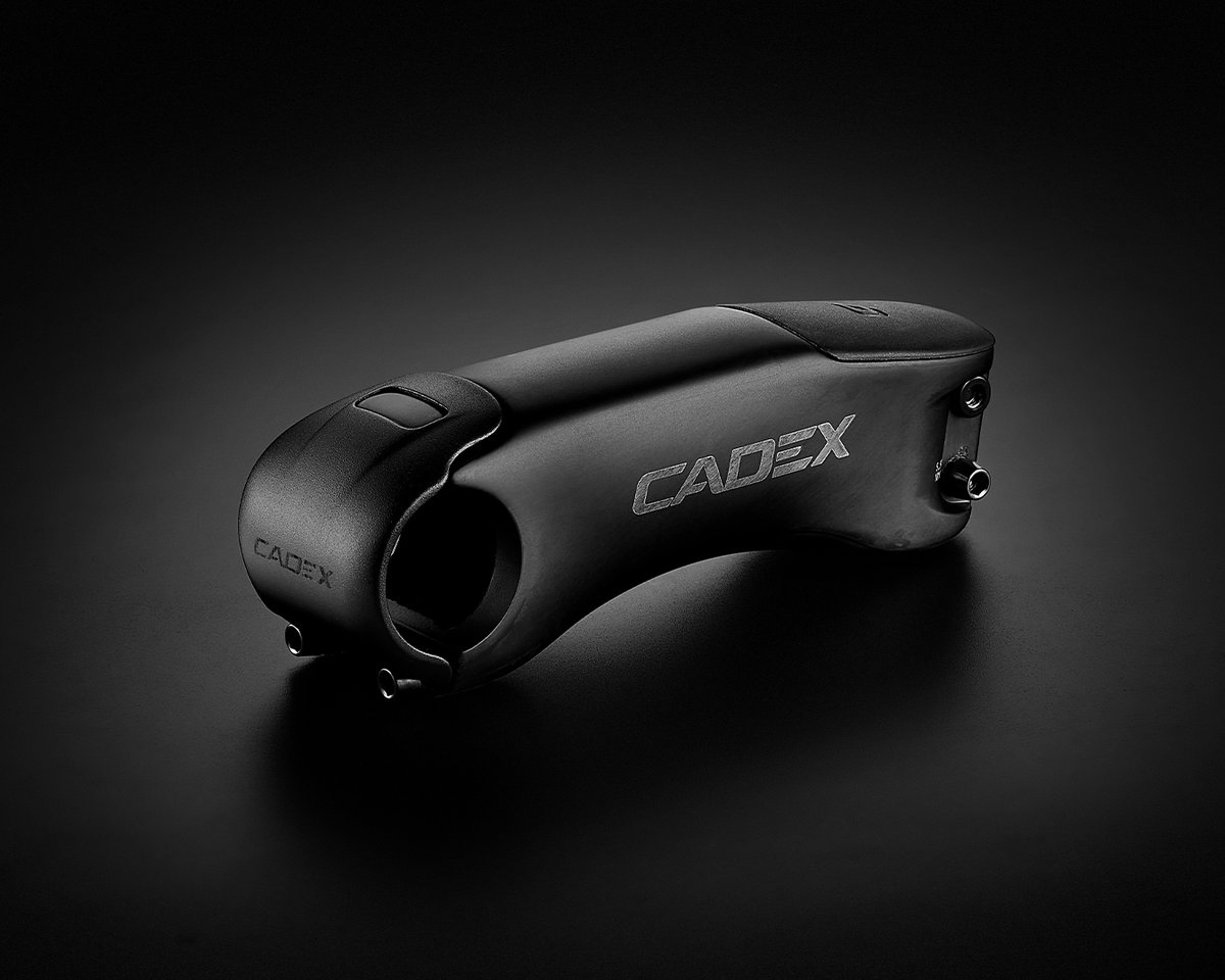 CADEXCycling's tweet image. An integrated dual-titanium bolt faceplate and hidden top cap design on the all-new CADEX Race Stem promote smooth airflow over the top for maximum aerodynamic efficiency.

Learn more → brnw.ch/21wCAVS

#AttackMode #overachieve