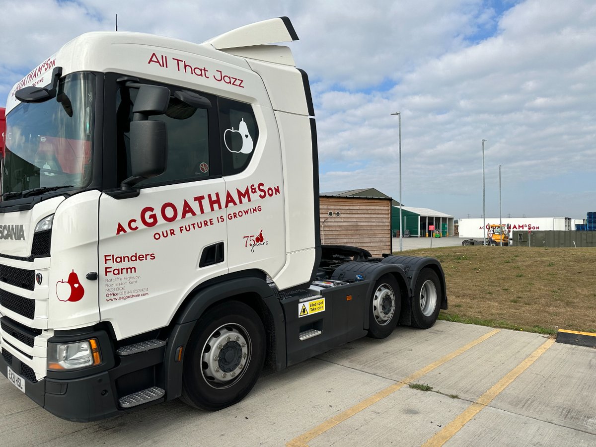 Notice something a little different?
We are mixing things up with the new lorry cabs. White with red writing. What do you think?

We have new lorry names too, have you seen Peary Poppins and All That Jazz?

#HGV #MixingItUp #ColourChange