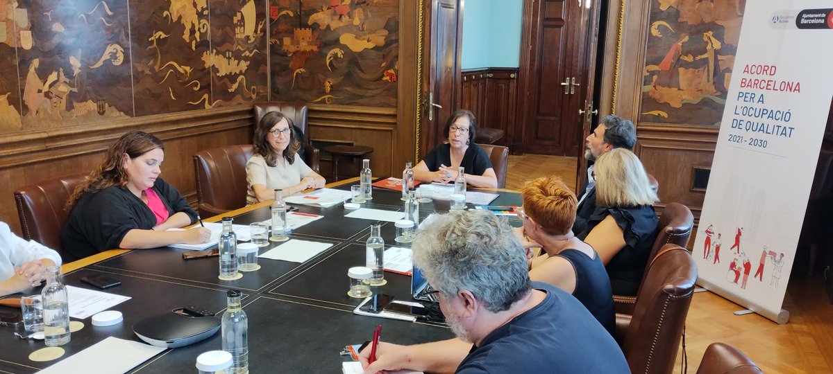 🔴Avui la regidora @eiroa_g i el dir. general Lorenzo Di Pietro han participat a la reunió de treball ordinària de la Comissió Executiva de l'#ABOQ.

Amb la reunió es vol fomentar l’ocupació inclusiva i de qualitat al territori. 💪🏼