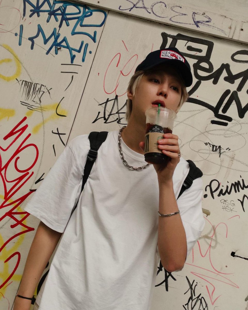 VAV_Brasil's tweet photo. ๐ท #IG | #AYNO 14.09.23
"Estou no Mรฉxico๐ค๐ฒ๐ฝ๐ฝ Te vejo amanhรฃ:) #latintour #vav"
#VAV #๋ธ์ด์์ด๋ธ์ด #Ayno #์์ด๋
ธ https://t.co/Yx7rg4kpDQ