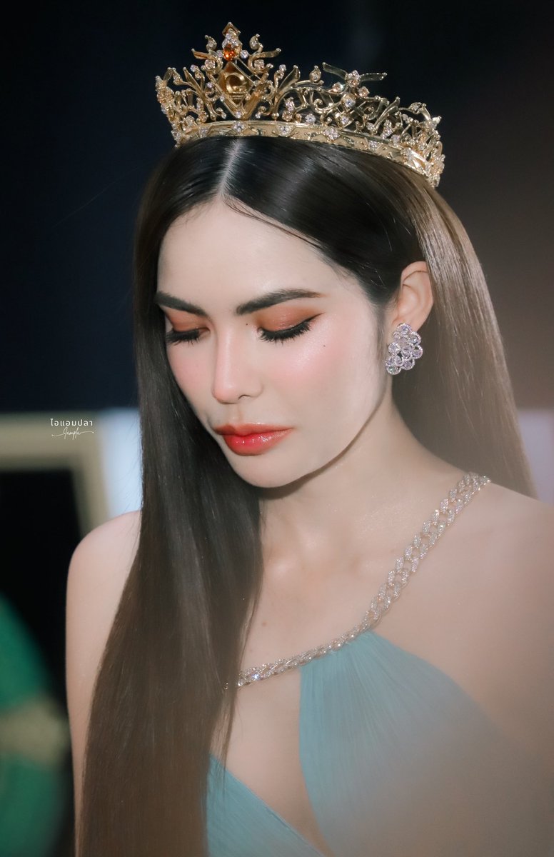 _kpop11's tweet photo. องค์หญิงเสด็จ

#FinalMissGrandKTM2024 #FinalMGTBKK24xENGLOT
@itscharlotty #ชาล็อตออสติน 
#CharlotteAustin https://t.co/eY7s8EWf42