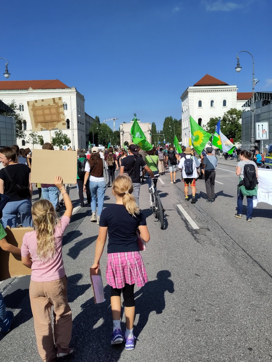 Tobias Beuchert tweet media