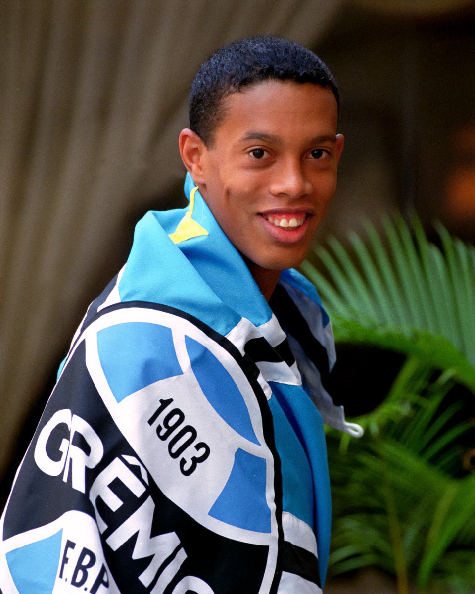 Ronaldinho tweet media