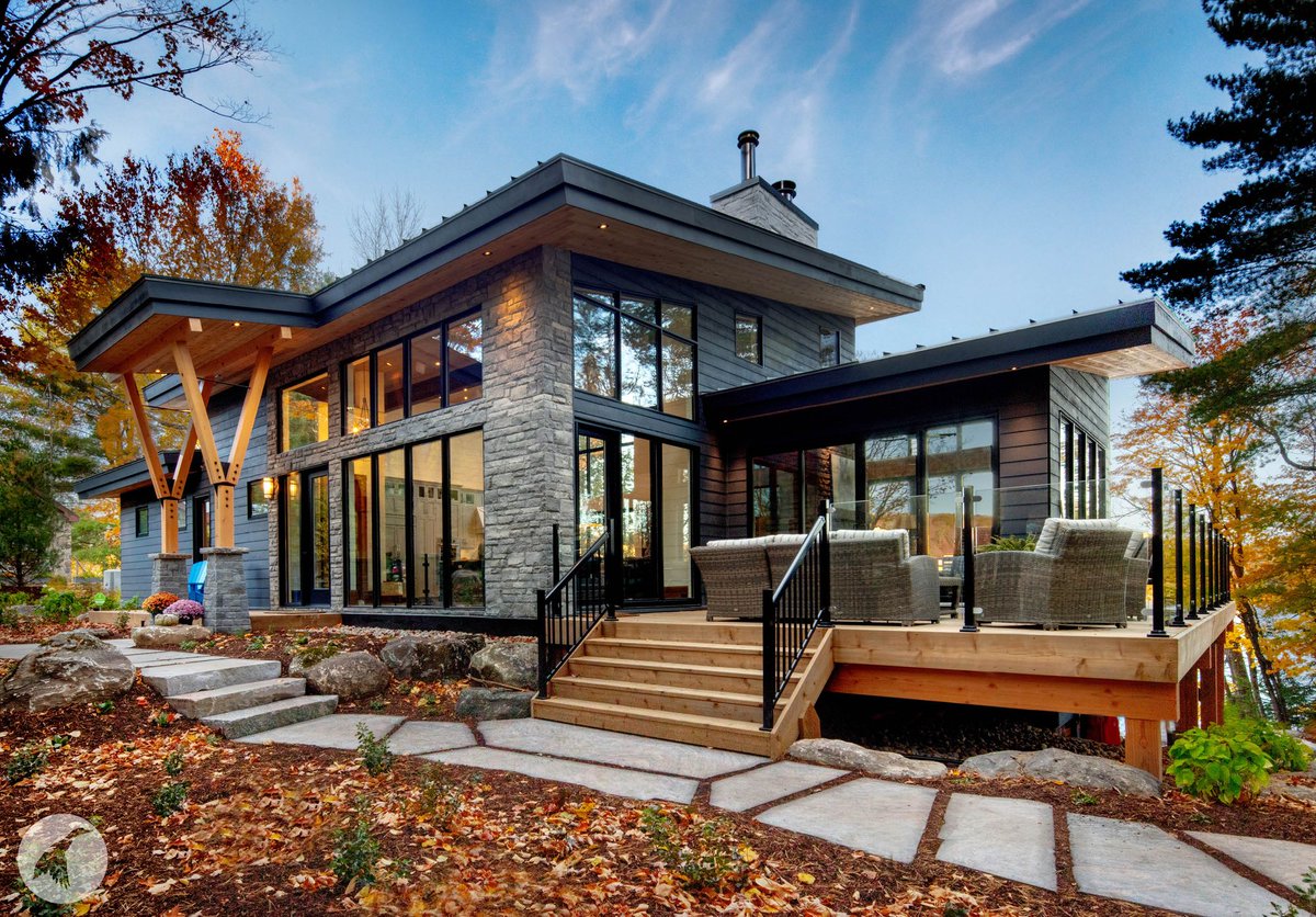 TamarackNorth's tweet image. Change of scene. #fallviews

Project Manager: Seth Harder
Site Supervisor: Rick Carter
Architect: Corbin Patten Designs