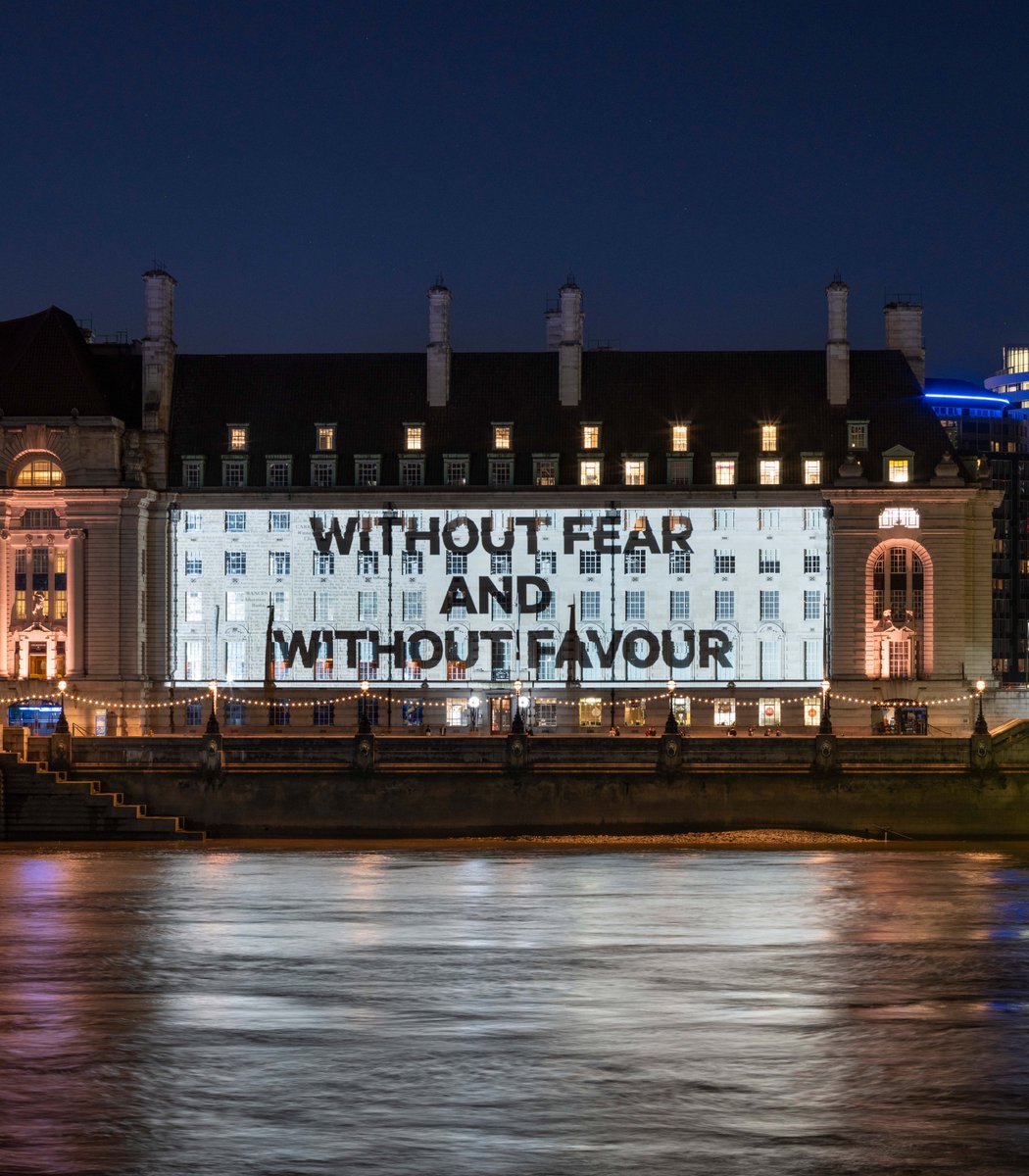 On the eve of #DemocracyDay, the @FT launched its new brand film by projecting it onto County Hall. 'Without fear and without favour' shows how the words on the original FT masthead have inspired its journalism - and underlines the role of the press in a functioning democracy.