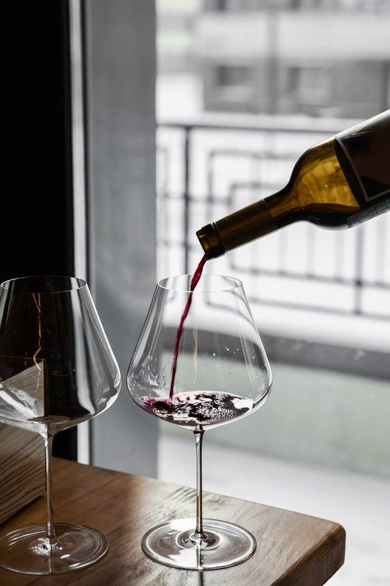 Let's raise a glass to a night of fun and laughter--cheers!
#Shearer
#JeremyVine
#ASongOrMovieForDots
#popmaster
#bargainhunt