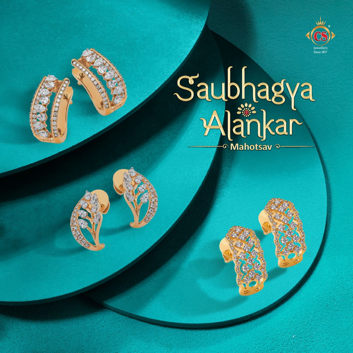 ChandukakaS's tweet photo. An artistic petal structure with a subtle hint of glistening gold, these beautiful diamond earring from Saubhagya Alankar Mahotsav add a little sparkle to your look.
.
Locate our stores@ https://t.co/25ATa3HeTx
Toll-Free No : 1800 267 0999
.
.
#csjewellers https://t.co/T8VpGcCmYN