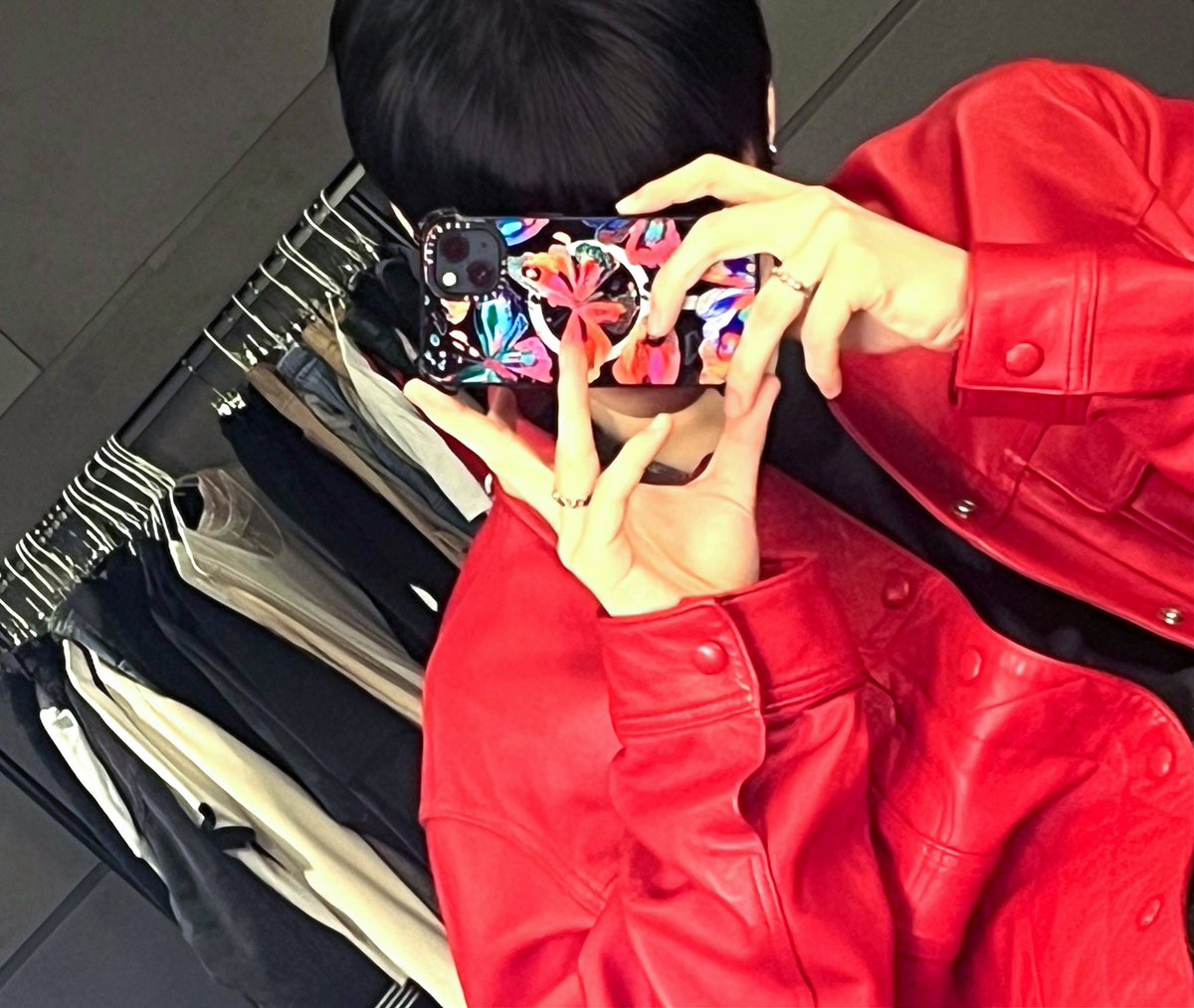 BOYNEXTDOOR_twt's tweet image. 퇴근 전 출근 사진 💖

#BOYNEXTDOOR #TAESAN
#보이넥스트도어 #태산