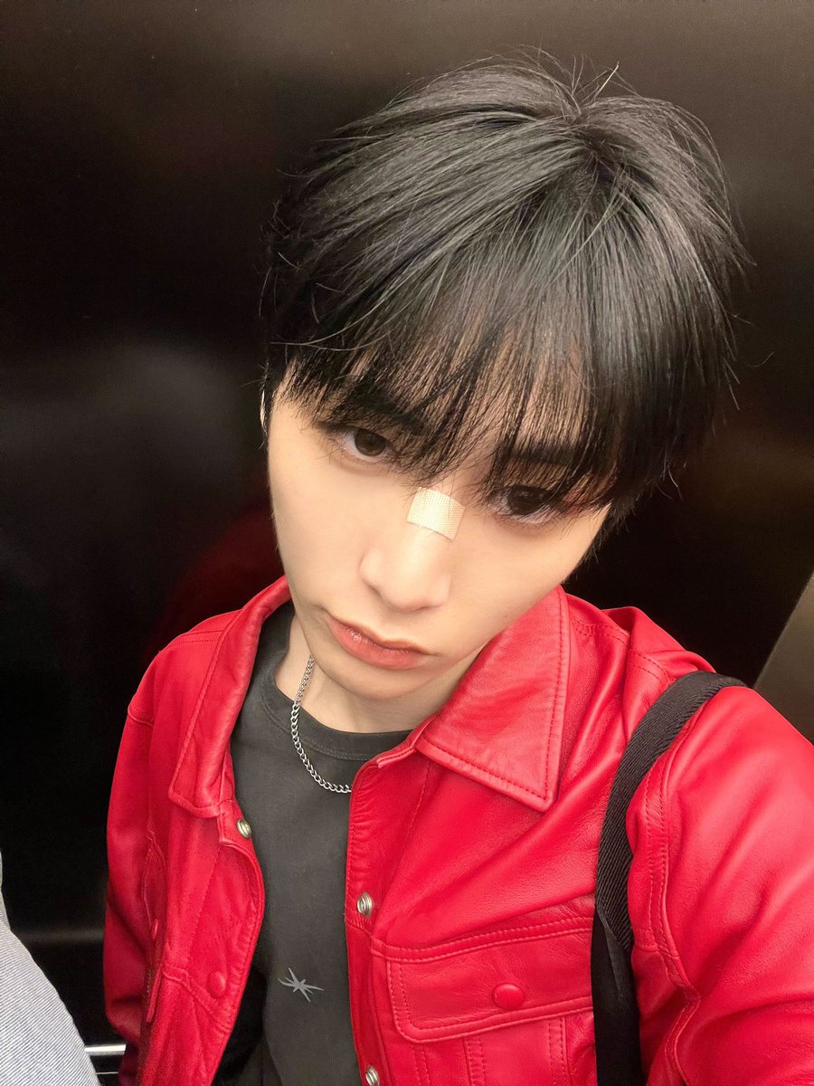 BOYNEXTDOOR_twt's tweet image. 퇴근 전 출근 사진 💖

#BOYNEXTDOOR #TAESAN
#보이넥스트도어 #태산