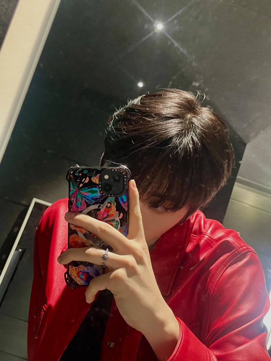 BOYNEXTDOOR_twt's tweet image. 퇴근 전 출근 사진 💖

#BOYNEXTDOOR #TAESAN
#보이넥스트도어 #태산