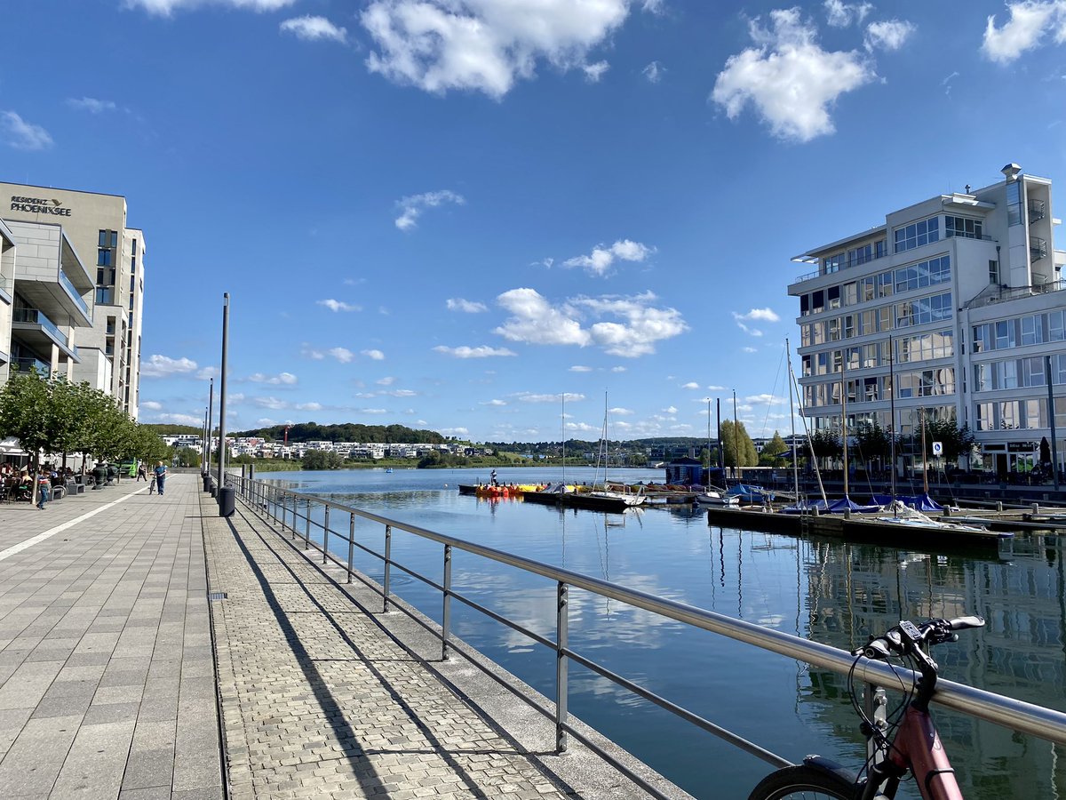 UBellack's tweet photo. Heute mal am #Phoenixsee in #Dortmund unterwegs. Lecker essen im Restaurant Pfefferkorn ☀️ https://t.co/ULJyeCXUiV