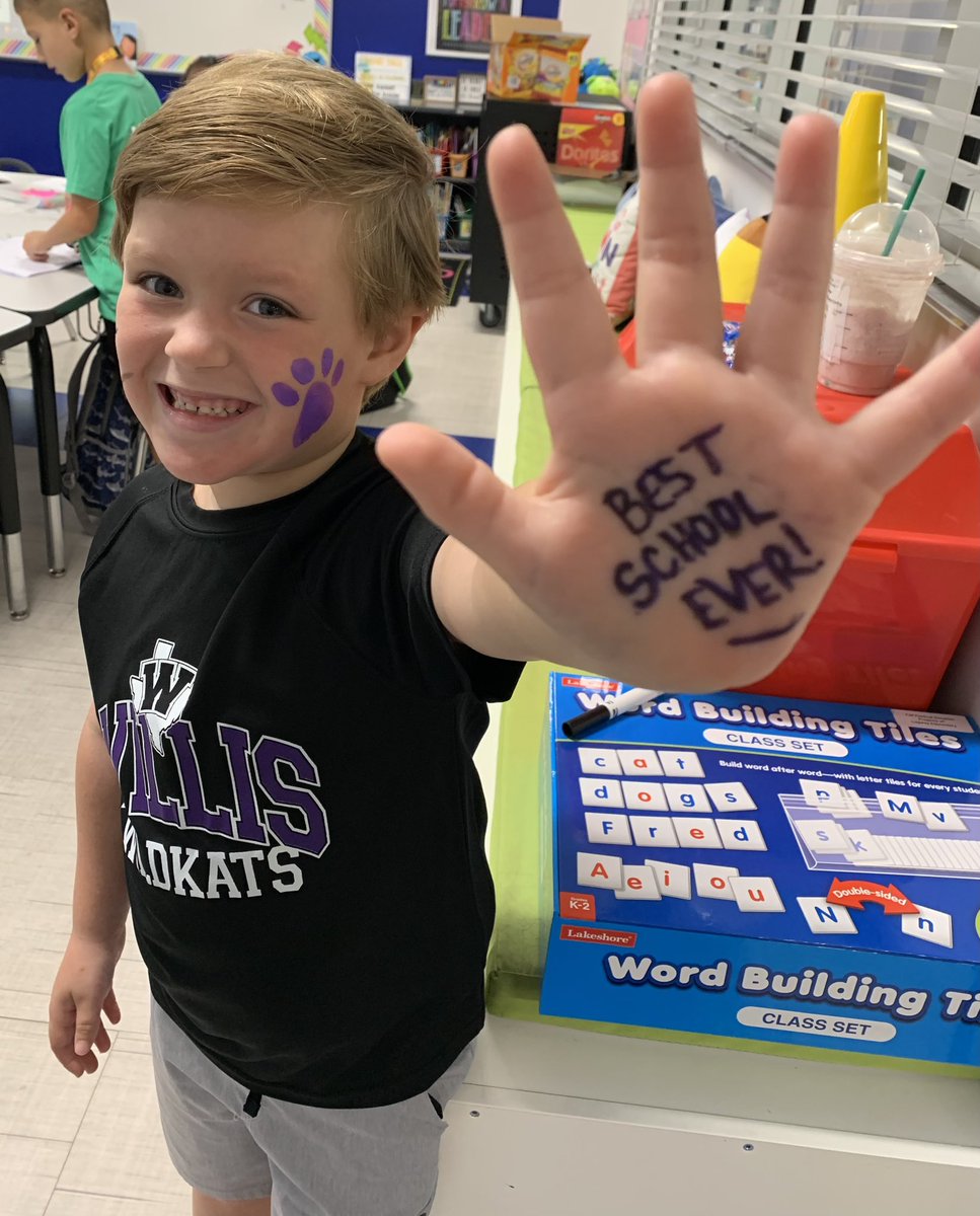 Happy Friday!  <a href="/WISDLagway/">Lagway Elementary</a> is the BEST SCHOOL EVER!  
🏆 📚❤️🏆📚❤️