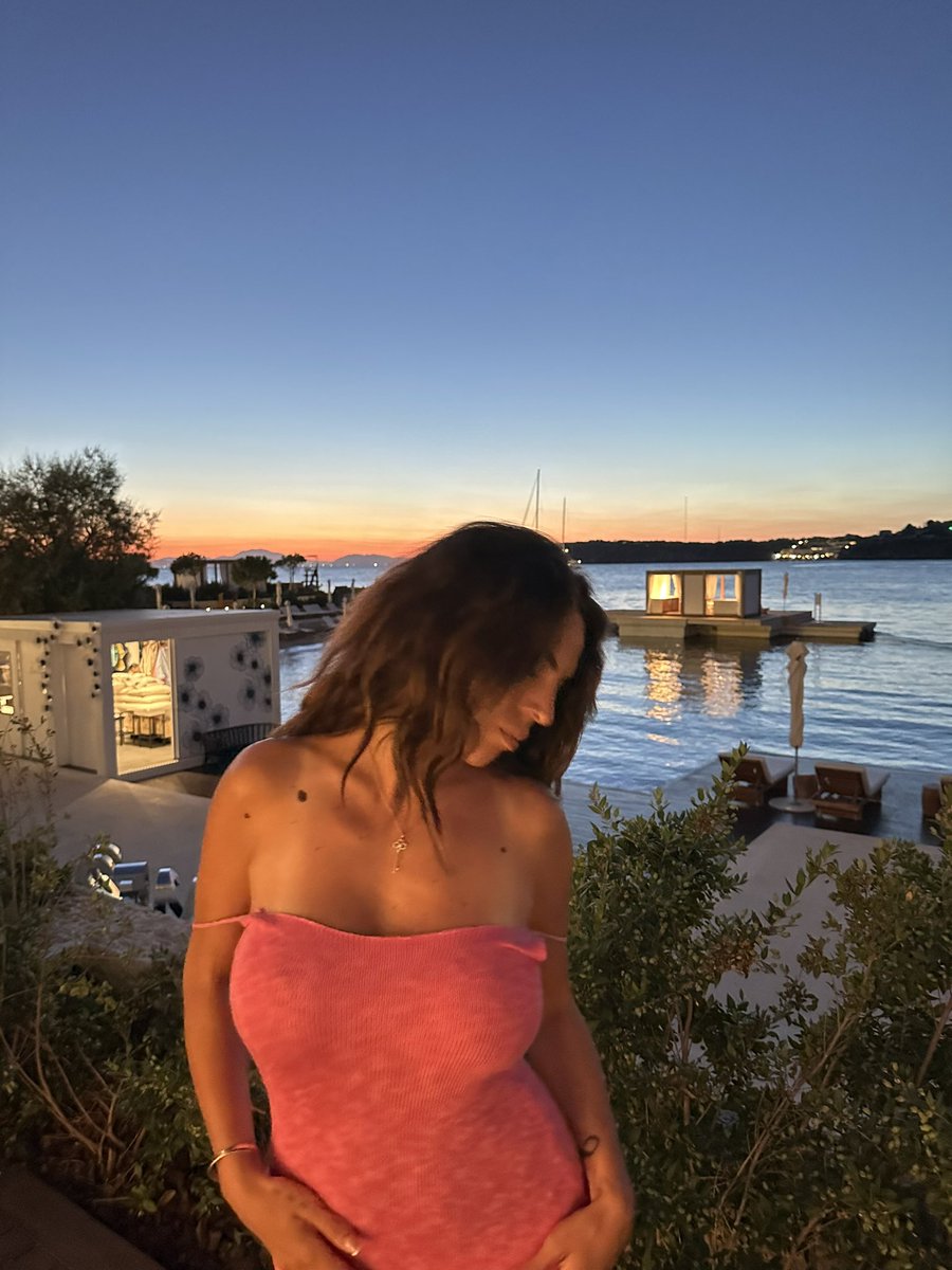 Danielley Ayala tweet media