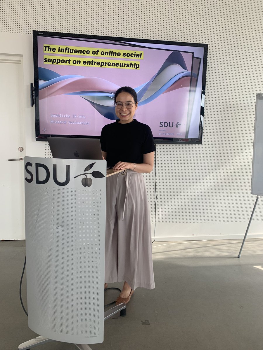 Congratulations Gam on a successful midterm evaluation of your PhD project on entrepreneurs’ online social support funded by @Carlsbergfondet 👏 @SyddanskUni @IER_SDU