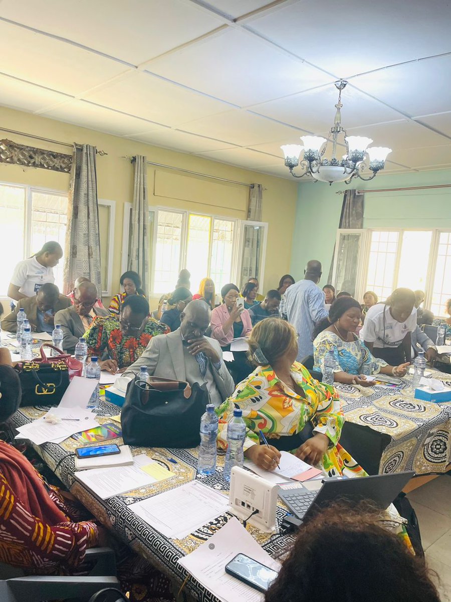 DynafecrdcO's tweet photo. Lancement des activités de renforcement des capacités des femmes candidates  aux élections de 2023 par la formation des formateurs par la Dynafec grâce à l'appui financier de l'ambassade de @SwedeninDRCongo à travers @ONUFemmesRDC https://t.co/ZPlGkkKHxC