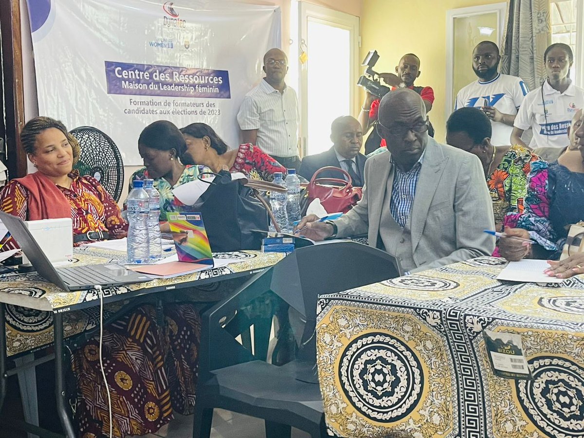 DynafecrdcO's tweet photo. Lancement des activités de renforcement des capacités des femmes candidates  aux élections de 2023 par la formation des formateurs par la Dynafec grâce à l'appui financier de l'ambassade de @SwedeninDRCongo à travers @ONUFemmesRDC https://t.co/ZPlGkkKHxC