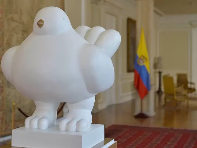 Lamento el fallecimiento del maestro Fernando Botero. Un artista que siempre sintió a su país y lo reflejó en cada una de sus piezas. 

Acompaño a sus familiares en este doloroso momento.

 ¡Tu legado perdurará para siempre! 🕊️