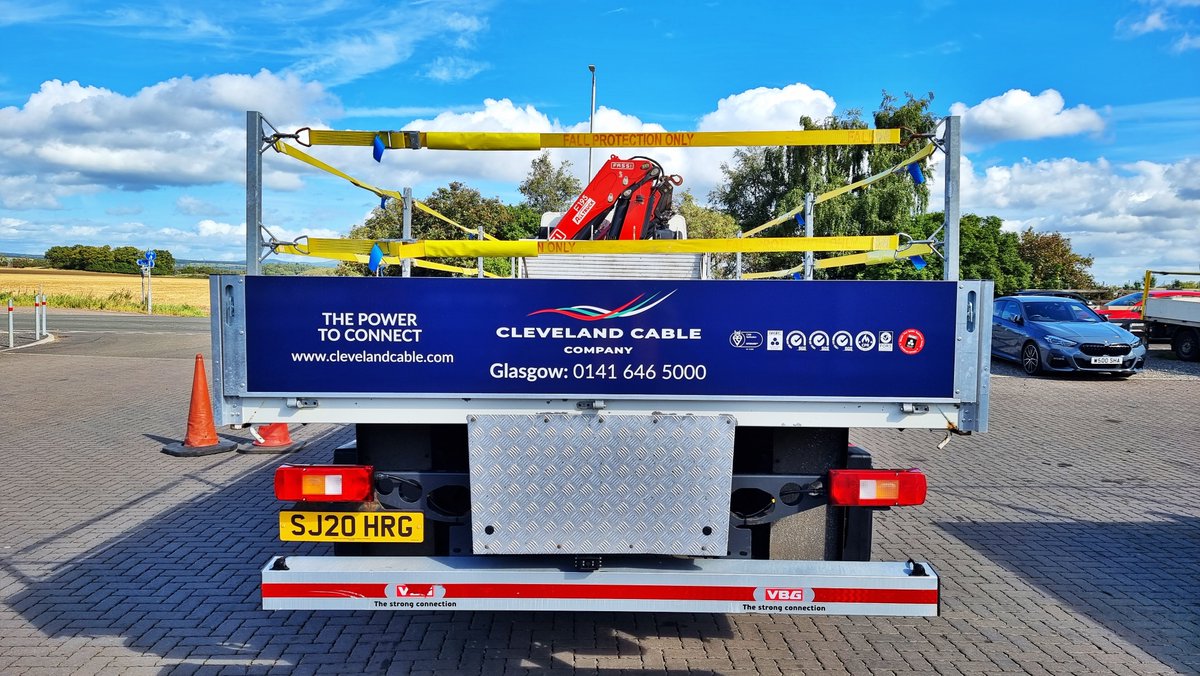 AlltruckGroup's tweet photo. Another #FassiFriday, and our quality used crane trucks keep on coming. When the Cleveland Cable Company Ltd required a crane truck in a hurry for its Glasgow depot, this ex-fleet Volvo FE320 fitted with a #fassi F195 was the perfect solution for them. 
#fassicranes #trucks https://t.co/ZnjaDHa8Br