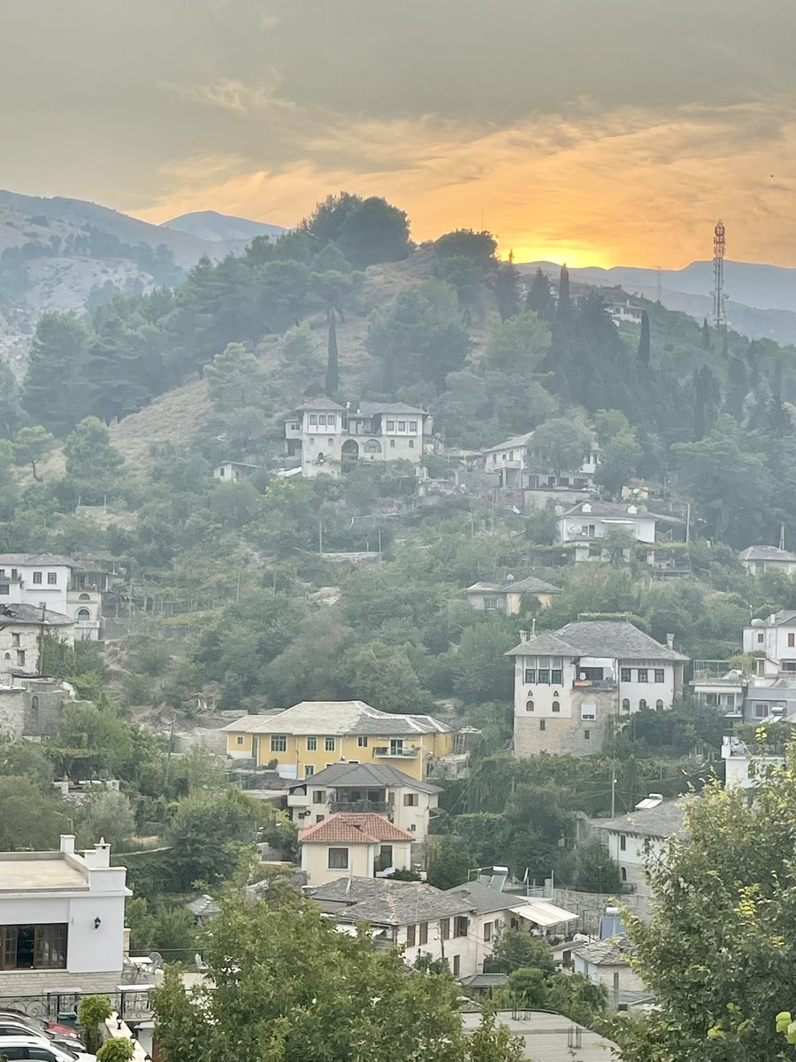 Angela Dansby tweet media