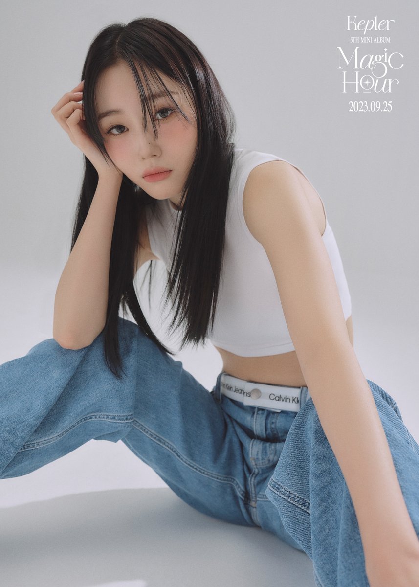 official_kep1er's tweet photo. Kep1er l CONCEPT PHOTO 

Tropical Light - YOUNGEUN

Kep1er The 5th Mini Album
<Magic Hour>

Title 💖𝙶𝚊𝚕𝚒𝚕𝚎𝚘🔭

2023.09.25 MON 6PM (KST)

#서영은 #YOUNGEUN
#Kep1er #케플러
#Galileo #MagicHour https://t.co/FTNsQ6Pd15