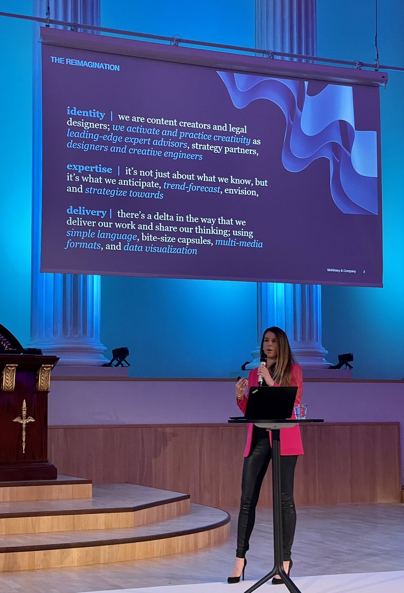 Ilona Logvinova reimagining lawyers identity, expertise and delivery with design thinking and AI. #lds2023 @LegaldesignFI