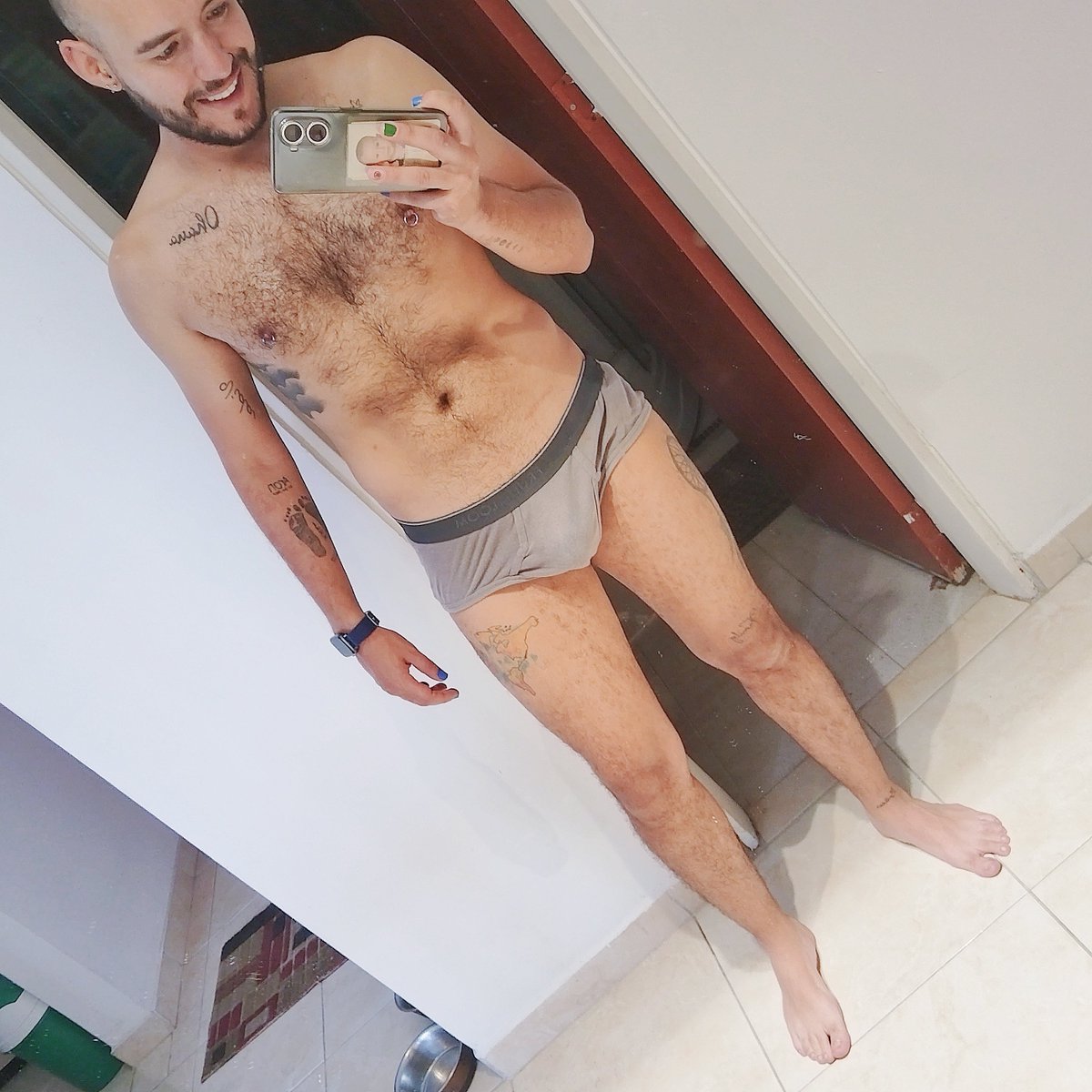 loganlegend3's tweet photo. Que ganas de 🍆🍆🍆, quien dice yo? https://t.co/T43m2wyNj0