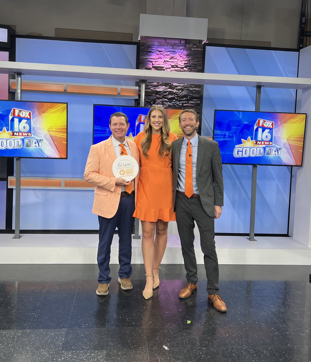 ClaireKreuz_4's tweet image. We are #GoingOrange to support @arfoodbank for Hunger Action Day! Arkansas ranks second in the nation for food insecurity. To see how you can make a difference visit arkansasfoodbank.org