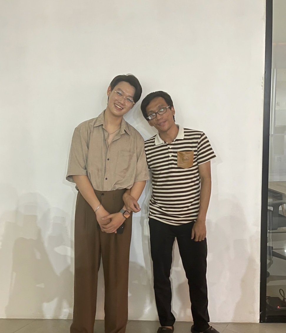nut3gong's tweet photo. ปกติจะชอบแกงสร้างมีมแปกๆให้ชินจัง แต่วันนี้ยินดีกับ 1M view ของเพลงลับตา เพลงแรกของชินจัง ต่อจากนี้ชินจังต้องปังและปุริเย่ มากขึ้นๆเลยนะ จากช่างแอร์ตำนาน(ชินจังซื้อแอร์ใหม่แล้วตกงานเลยตรู) #ลับตาล้านวิวแล้วจ่ะชินจัง #chinjung_ynt https://t.co/rlDAOfQtZB