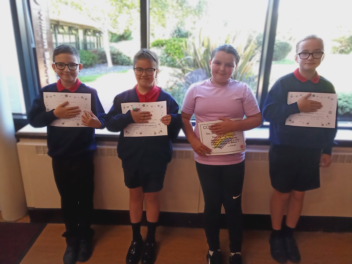 WBJBernard's tweet photo. @WBJJuniorSchool @WBJYear3 @WBJYear4 @WBJYear5 @WBJYear6 @HarbourLearning 
Our first star of the week assembly today was lovely.  Well done everyone in upper school, for a fantastic start to the term. https://t.co/CyGoNKHaXS