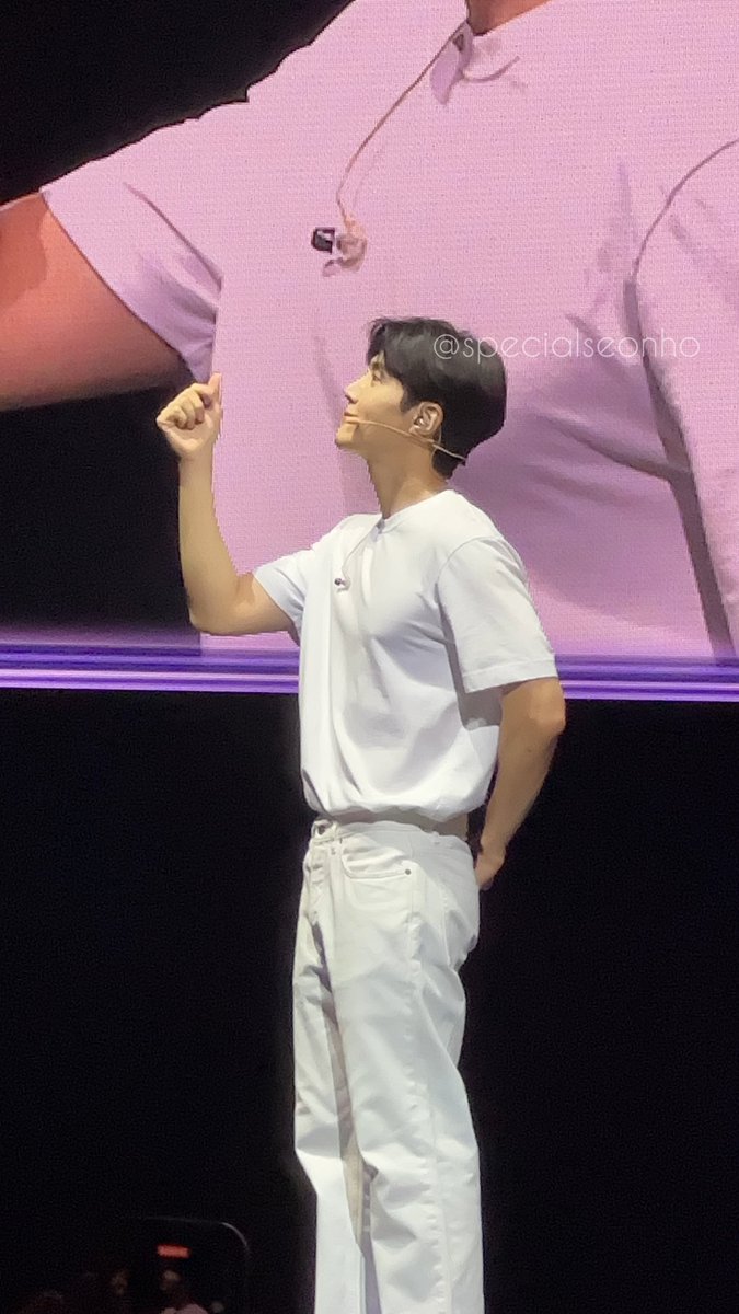 specialseonho's tweet photo. 잠깐 코피남… 😭

#KIMSEONHOinSG2023 #KimSeonho #김선호 https://t.co/rEzRaYT2FI