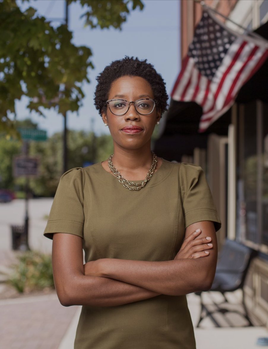 In this world and in our Congress, don’t be a Lauren Boebert. Be a Lauren Underwood. Make us proud.