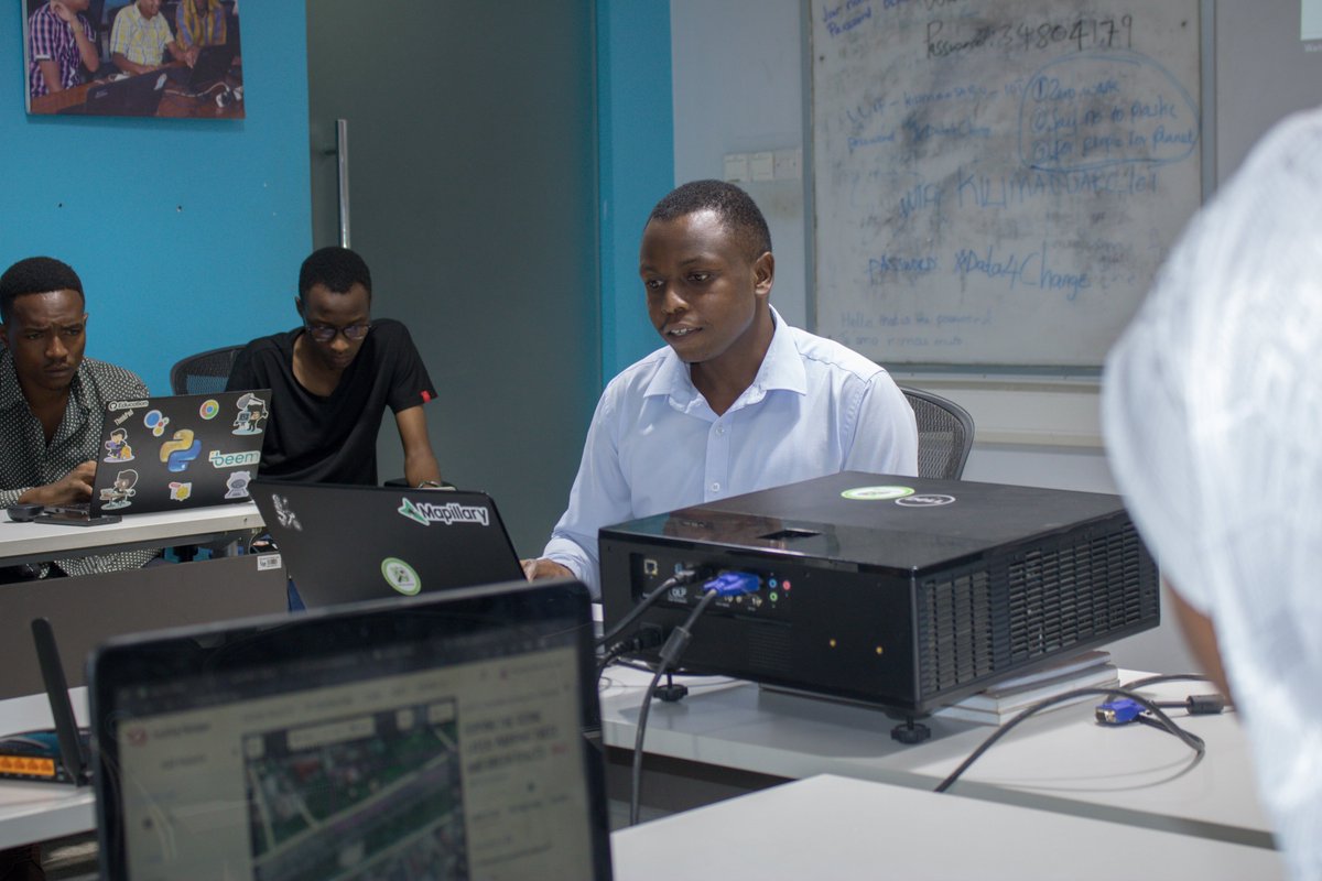 OMDTZ's tweet photo. It's #mappytime 🗺️
@Amour_Nyalusi and @Anncaroll62 are taking us through, on "how to operate @hotosm Tasking manager and #IDEditor for beginners."
#omdtzmapathon https://t.co/QffSAx366k