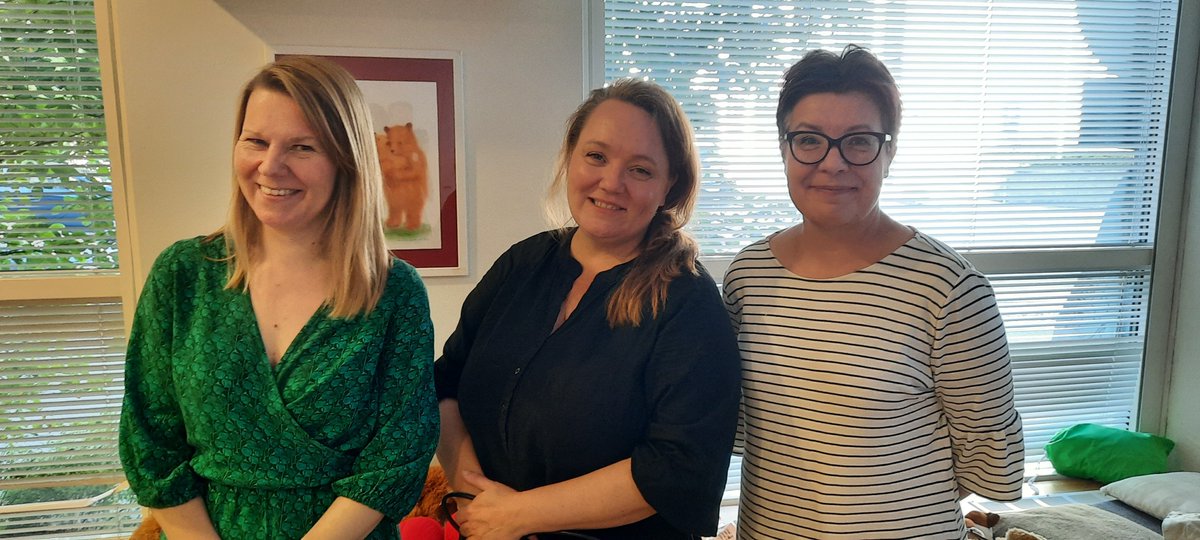 Tänään ķouluttamassa Terhi Väisäsen kanssa Pirkanmaan eroverkostoa #sateenkaarieroasioissa. #LGBTQIA Olipa antoisaa, kiitos kutsusta! 🏳️‍🌈🏳️‍🌈🏳️‍🌈