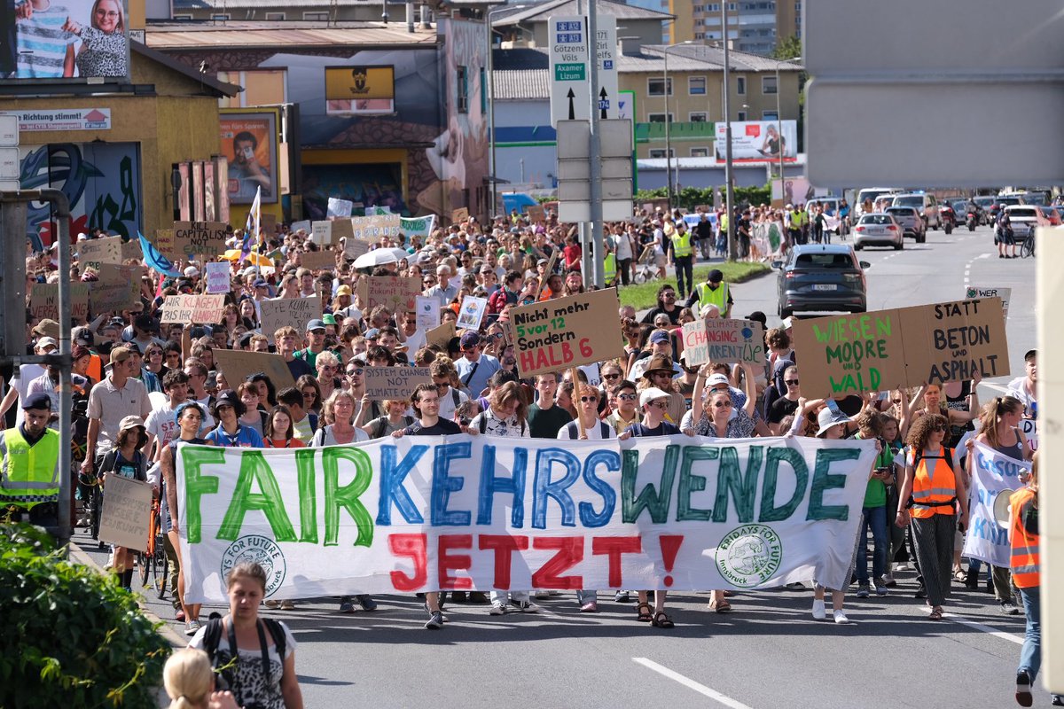 schwarze.feder.ibk tweet media