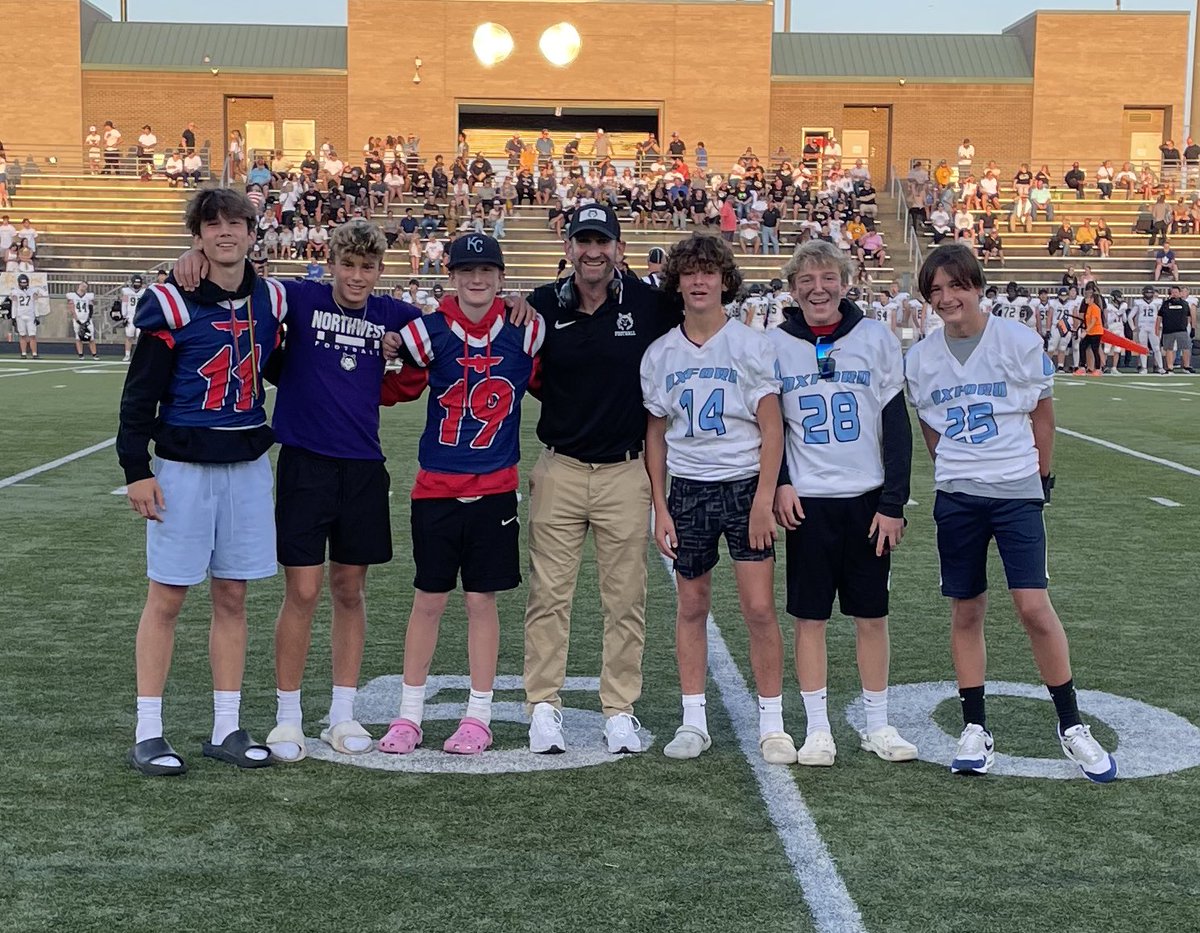 Congratulations to our <a href="/HarmonyTBirdFB/">Harmony Middle School Football</a> &amp; <a href="/OMSKnights/">Oxford Middle School</a> Middle School Players of the Week!

From Harmony:
Dominic Milliren, Ben Hinkle, Owen Filing
 
From Oxford:
Issac Heinauer, Bryson Pinkepank, Fisher Bergeson

#PULLtheSLED