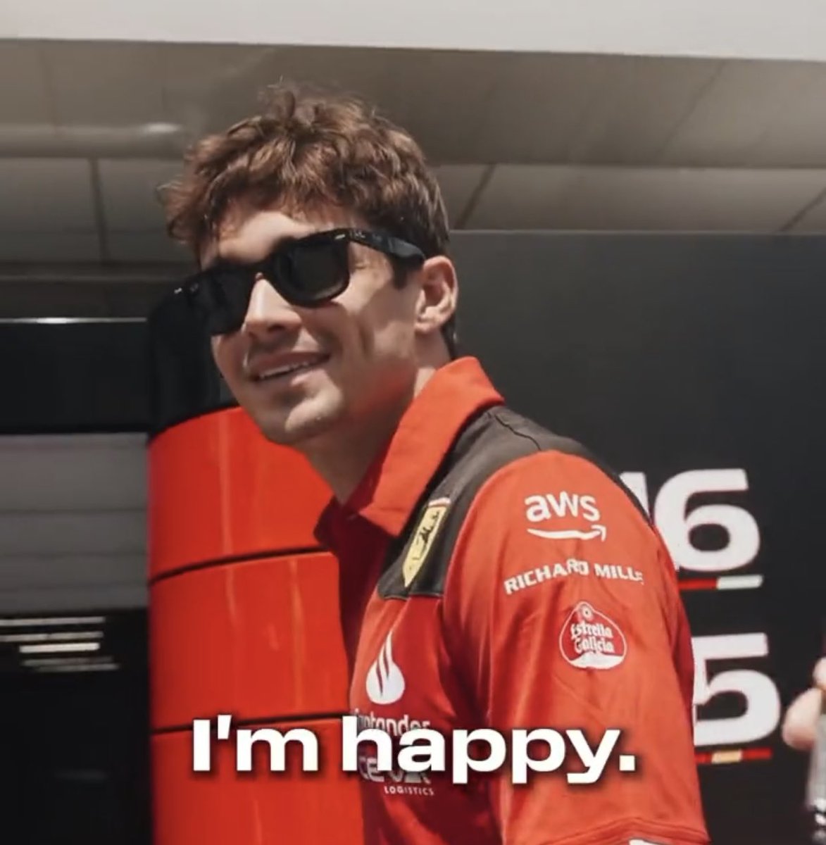 bliss_n16's tweet photo. Ferrari fans right now: https://t.co/1MP3Szixr2