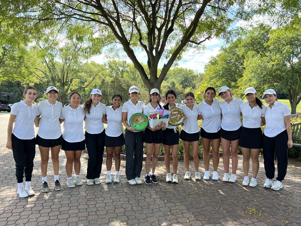 FremdGirlsGolf's tweet photo. Celebrating our amazing senior Diya! True example of dedication, congrats D!!! Post a 156 to grab another huge Conference win against a gritty Prospect team. Alia Brazeau (38) and Kaelee Martin (39) step up with season lows! #leavealegacy #FHSSpirit @FremdVikings @FremdAthletics https://t.co/Oh4oYyGQRT