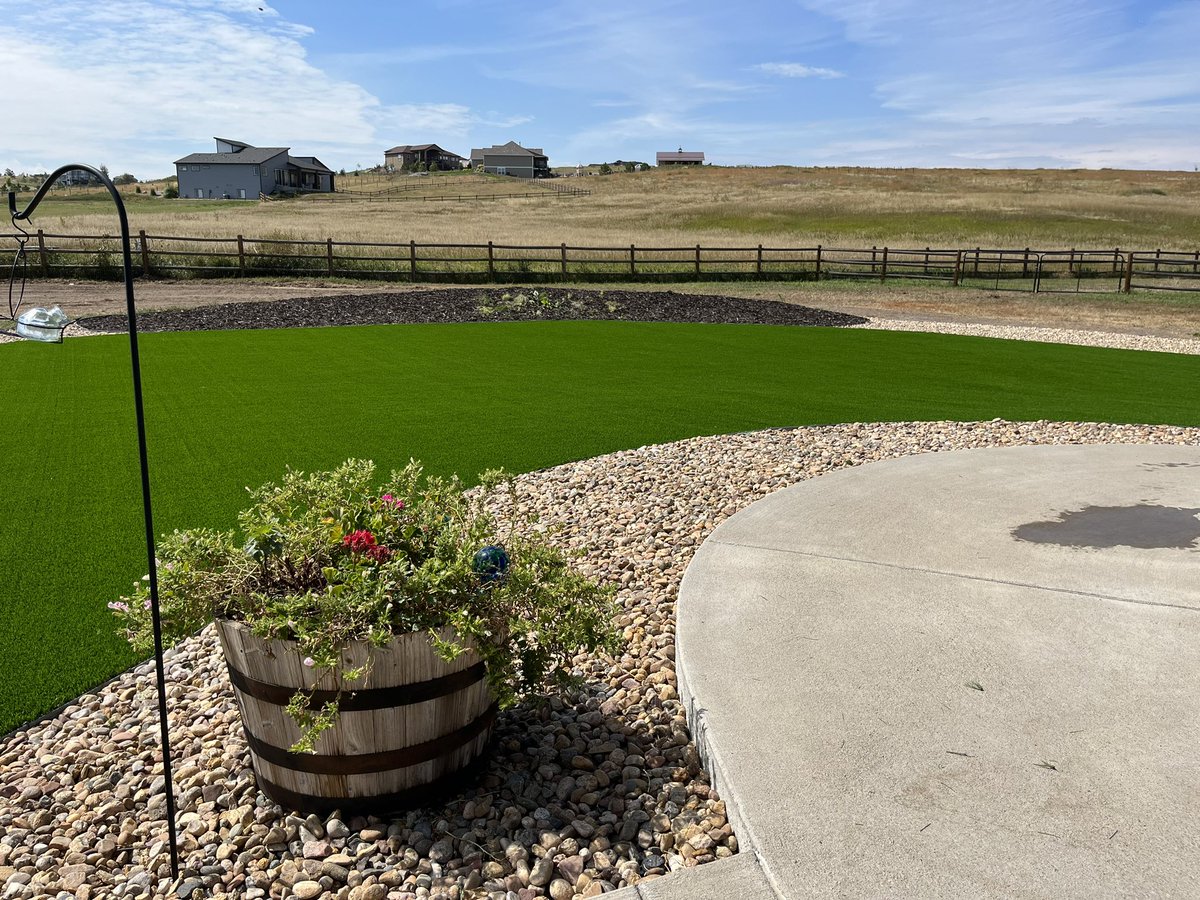 Go_Turf's tweet photo. Busted out a quick two day job in Parker, CO. Just over 4,000 square feet and a beautiful new yard! The crew keeps cruising as we start to get into the back third of the year! #yardturf #coloradoturf #artificialturfinstallation https://t.co/VXElp4jKpd