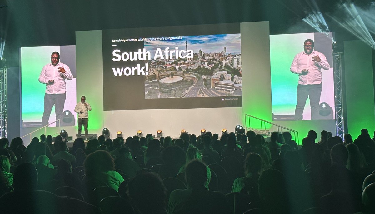 enjabz's tweet image. Never a dull moment when Ciko Thomas is on stage! A storyteller of note, iciko lamaciko!
Let us not forget our roots. Know who you are and where you come from. Local is lekker!
#NedbankIMC2023
#MarketingUpClose
#EffieAwardsSA