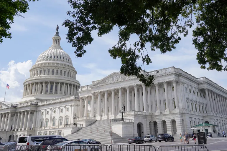NewsWaveHQ's tweet photo. US Republican lawmakers demand stricter sanctions and criminal charges against Huawei and SMIC after the development of the advanced Mate 60 Pro smartphone raises concerns about US export controls. Questions loom over the effectiveness of previous measures. #Huawei #USChina https://t.co/QL6VuM6mnJ