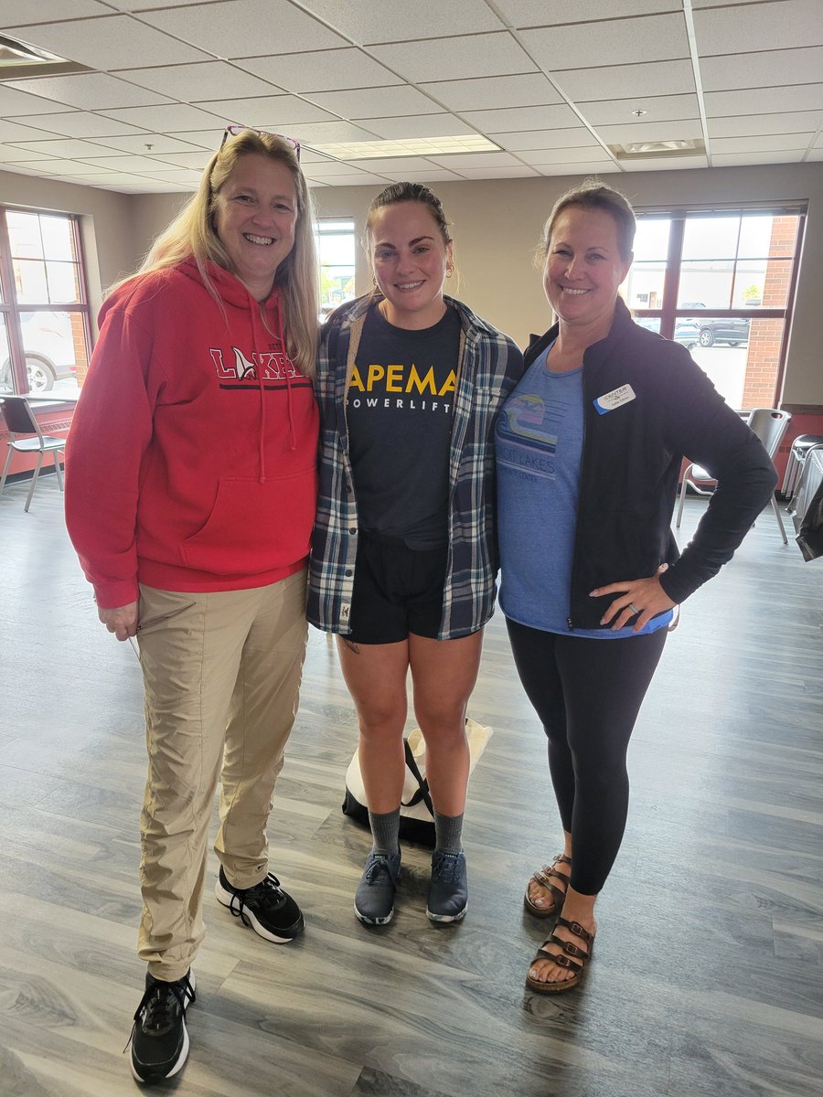 Yesterday we got to say hello to recent Navel Academy grad and former lifeguard and Laker Swimmer who was home on leave. She's currently stationed in Pensacola and learning to fly some really cool things!  Safe travels home and thank you for your service, Elena!