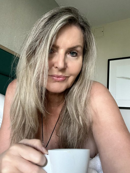 I need beauty advice - How do you style your hair so the horns don't show? FabFriday friends, lovers